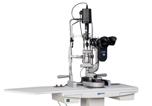 Щелевая лампа BQ 900 (Haag-Streit Diagnostics).